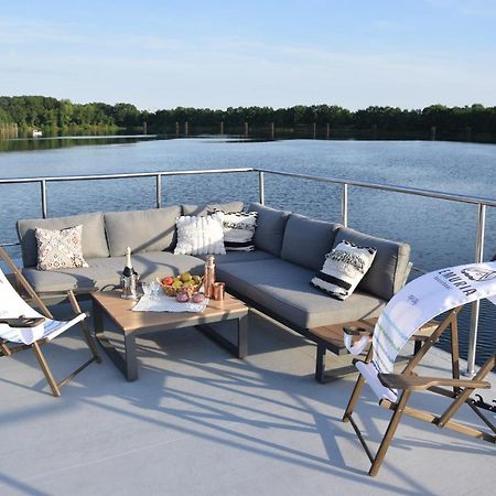 Lemuria Houseboat - Plywajacy Domek Na Wodzie Вроцлав Екстериор снимка