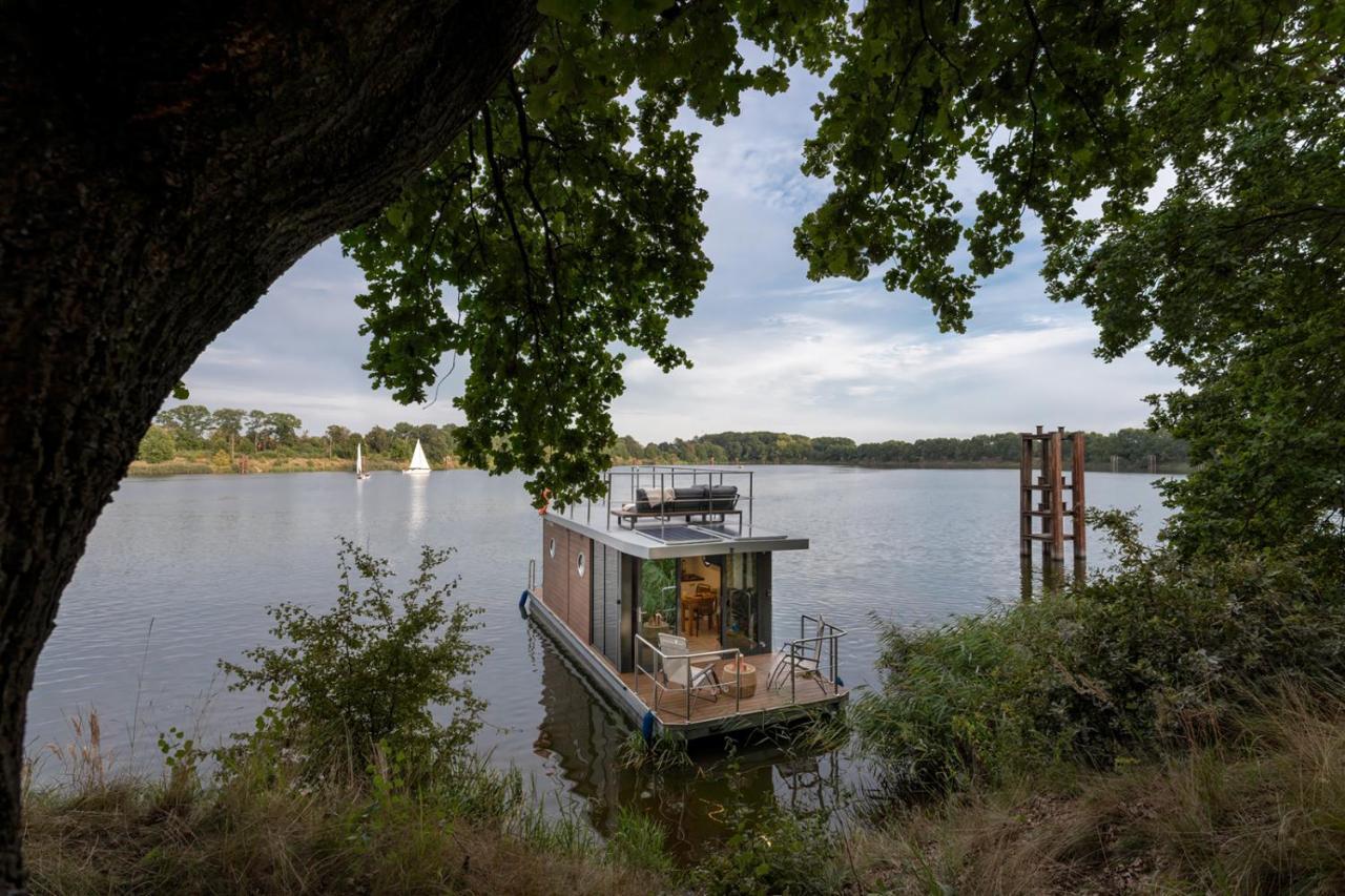 Lemuria Houseboat - Plywajacy Domek Na Wodzie Вроцлав Екстериор снимка